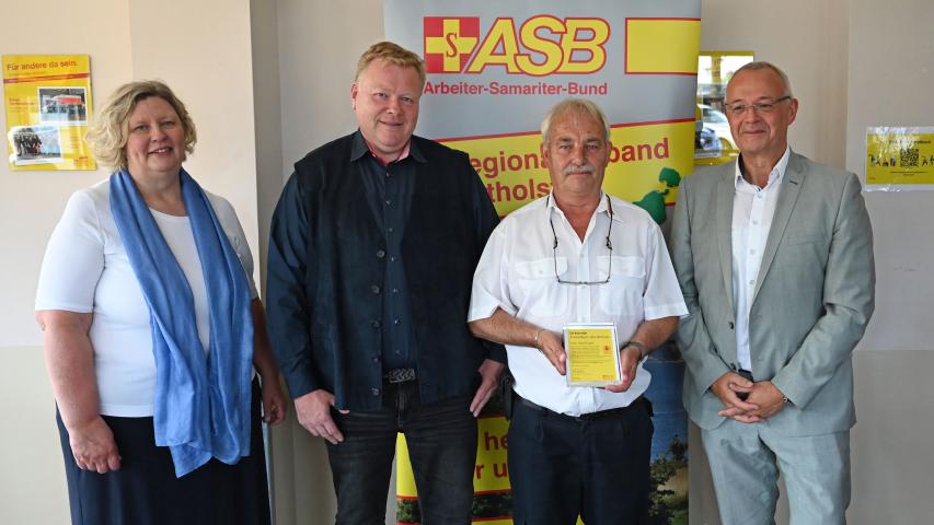 Edith Wallmeier, Axel Schröter, Udo Glauflügel und Thomas Elvers (v.l.n.r.)